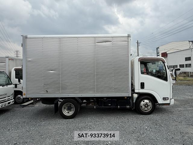 Isuzu ELF TRUCK 2014-01 6904710-3