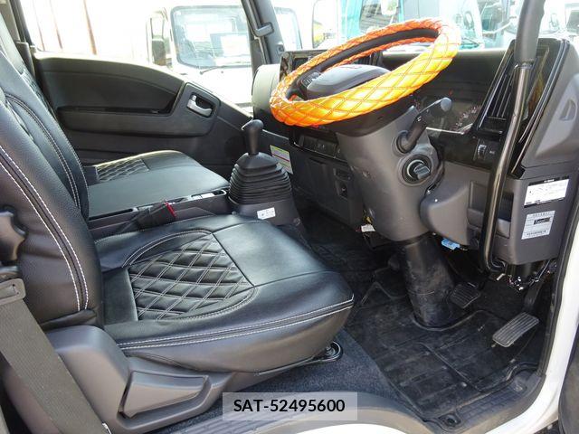Isuzu ELF TRUCK 2025-03 6904641-17