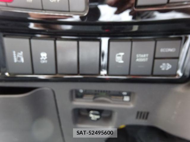 Isuzu ELF TRUCK 2025-03 6904641-21