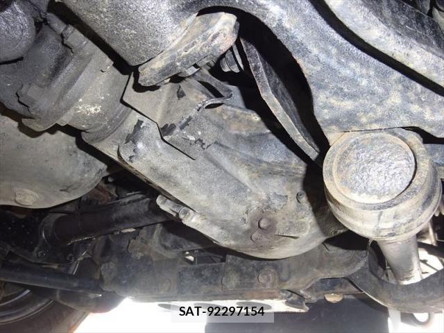 Isuzu ELF TRUCK 2018-10 6904706-10