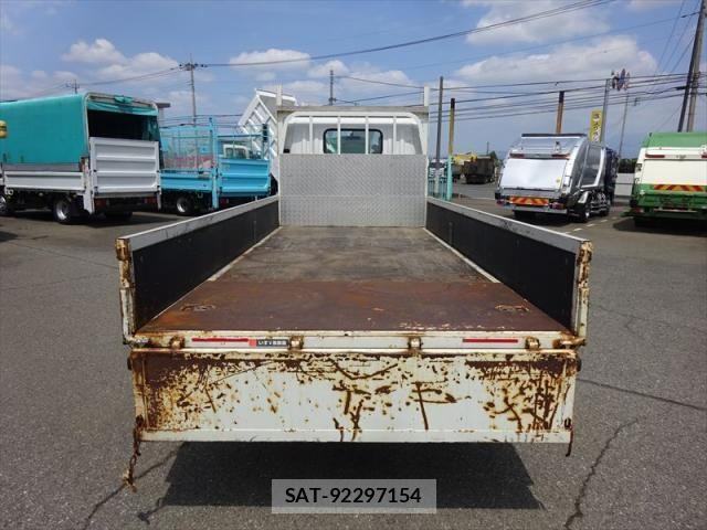 Isuzu ELF TRUCK 2018-10 6904706-13