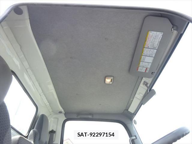Isuzu ELF TRUCK 2018-10 6904706-20