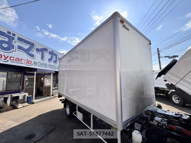 Isuzu ELF TRUCK 2013-10 6904699-9