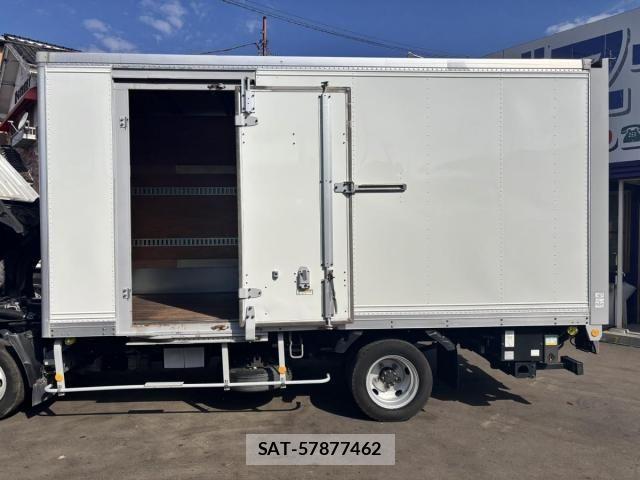 Isuzu ELF TRUCK 2013-10 6904699-12
