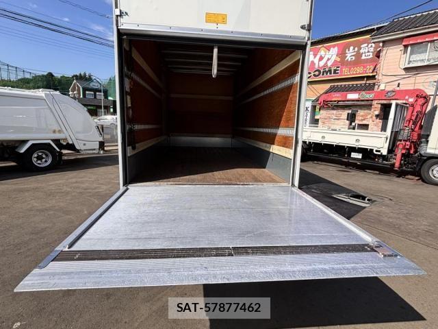 Isuzu ELF TRUCK 2013-10 6904699-15