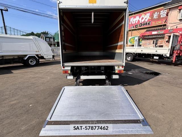 Isuzu ELF TRUCK 2013-10 6904699-16