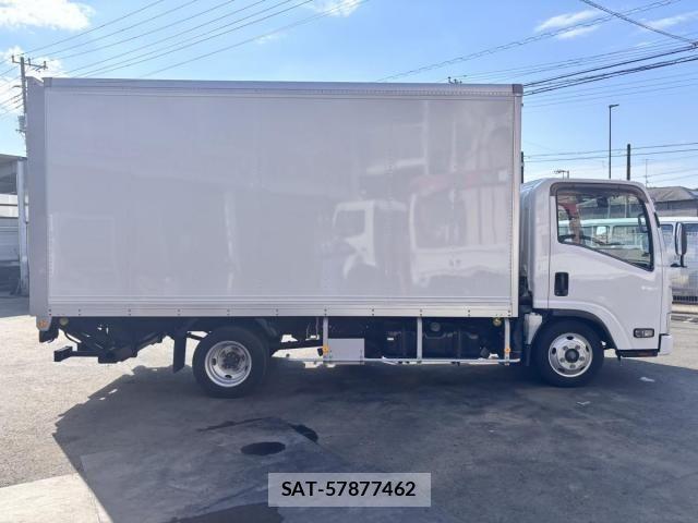 Isuzu ELF TRUCK 2013-10 6904699-3