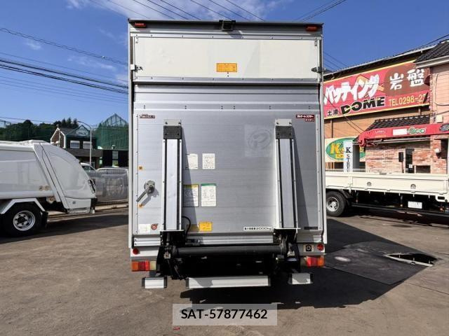 Isuzu ELF TRUCK 2013-10 6904699-5