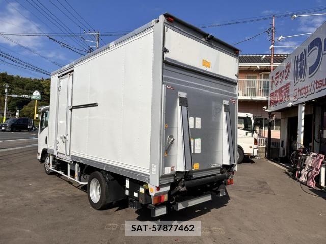 Isuzu ELF TRUCK 2013-10 6904699-6