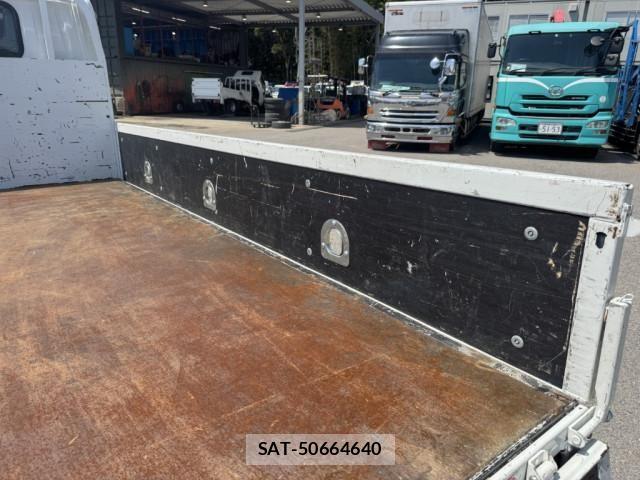 Isuzu ELF TRUCK 2025-04 6904640-10