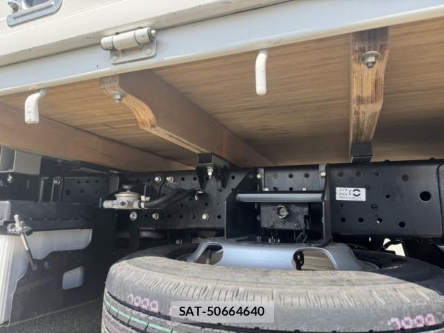 Isuzu ELF TRUCK 2025-04 6904640-14