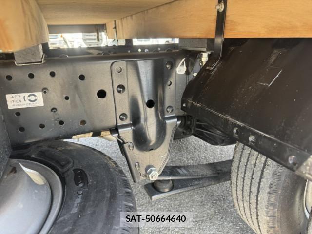 Isuzu ELF TRUCK 2025-04 6904640-15