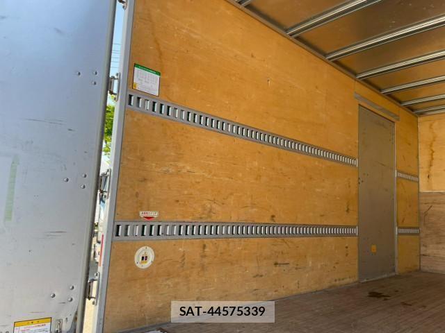 Isuzu ELF TRUCK 2019-10 6904637-10