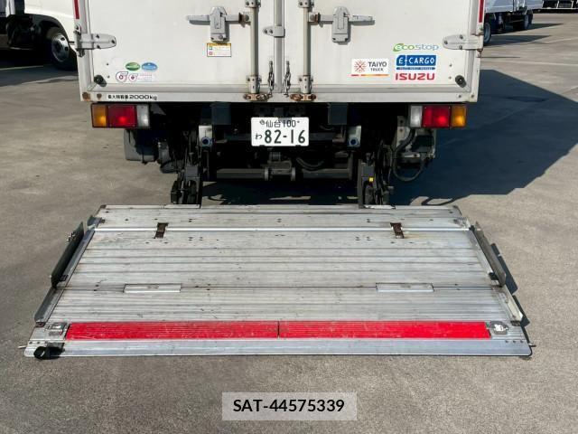 Isuzu ELF TRUCK 2019-10 6904637-14