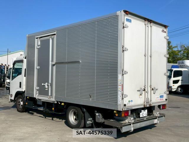 Isuzu ELF TRUCK 2019-10 6904637-5
