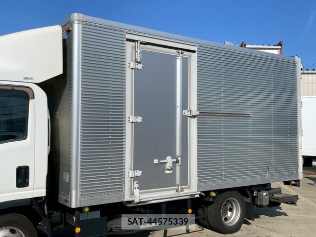 Isuzu ELF TRUCK 2019-10 6904637-6