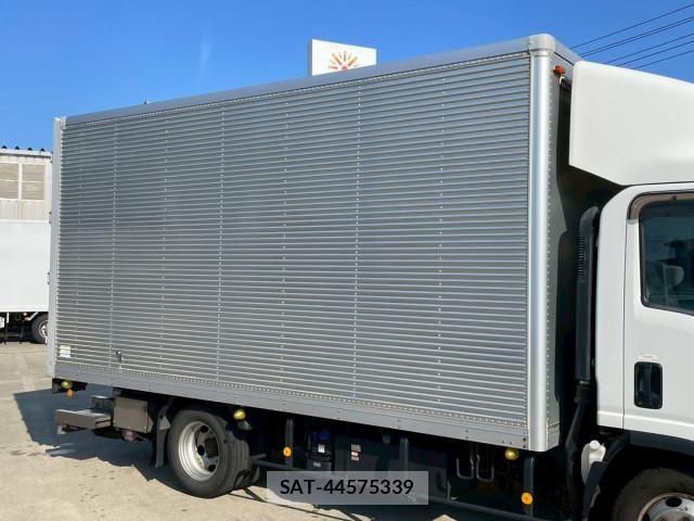 Isuzu ELF TRUCK 2019-10 6904637-8