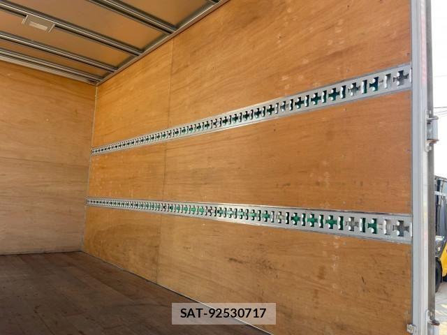 Isuzu ELF TRUCK 2018-12 6904702-16