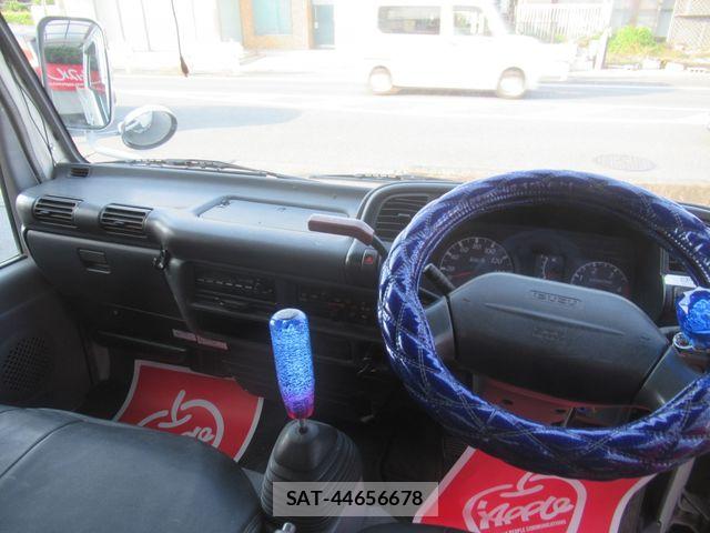 Isuzu ELF TRUCK 2005-11 6904703-1