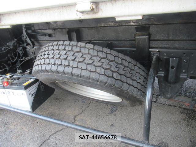 Isuzu ELF TRUCK 2005-11 6904703-22