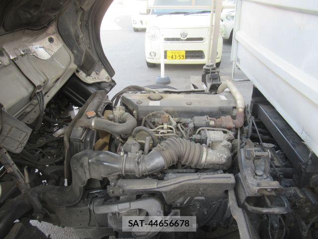 Isuzu ELF TRUCK 2005-11 6904703-23