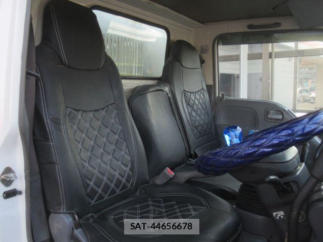 Isuzu ELF TRUCK 2005-11 6904703-6