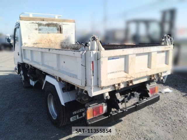Isuzu ELF TRUCK 2020-04 6904677-4