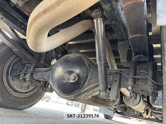 Isuzu ELF TRUCK 1993-09 6993359-18