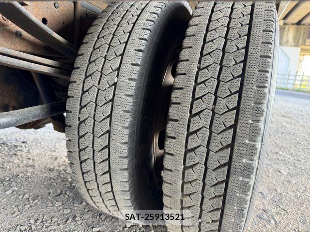 Isuzu ELF TRUCK 2011-01 6993368-21