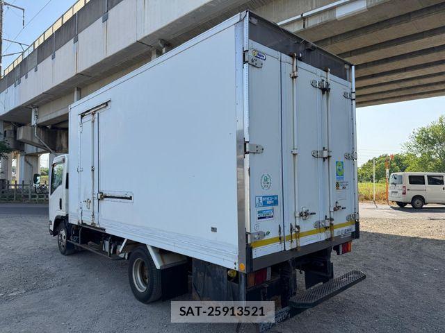 Isuzu ELF TRUCK 2011-01 6993368-3