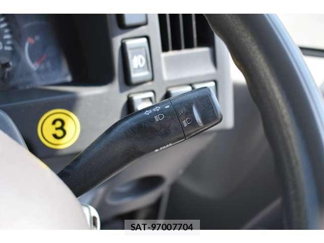 Isuzu ELF TRUCK 2014-07 6993357-10