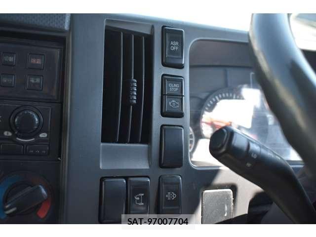Isuzu ELF TRUCK 2014-07 6993357-12