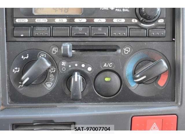 Isuzu ELF TRUCK 2014-07 6993357-15