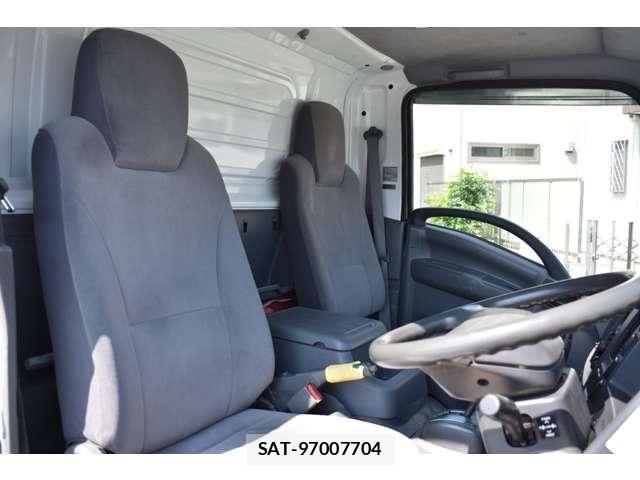 Isuzu ELF TRUCK 2014-07 6993357-25