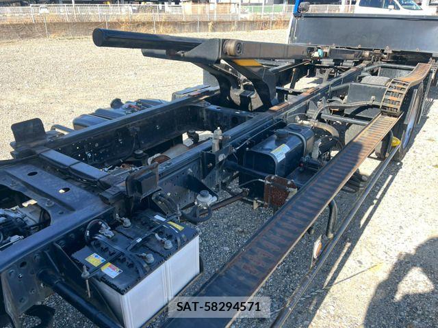 Isuzu ELF TRUCK 2012-08 6993341-19