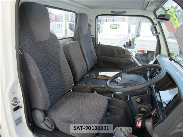 Isuzu ELF TRUCK 2019-03 6993351-13