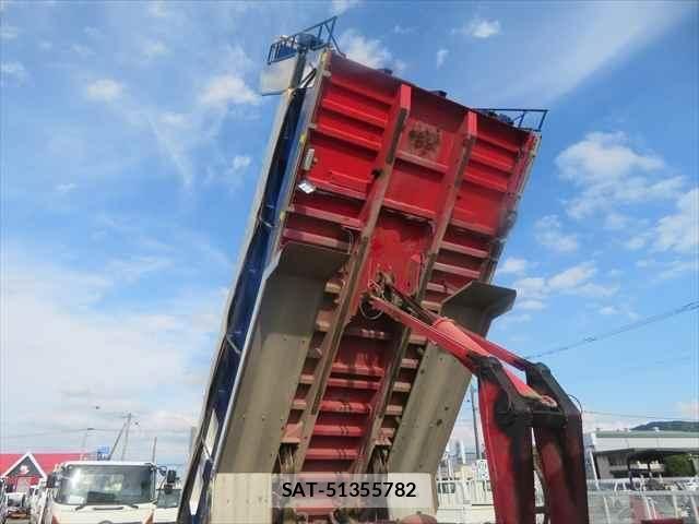 Isuzu ELF TRUCK 2023-04 6993330-23