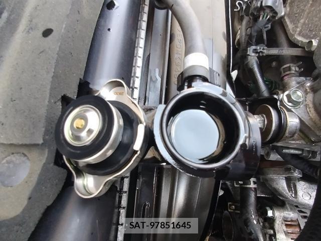 Isuzu ELF TRUCK 2022-10 6993336-18