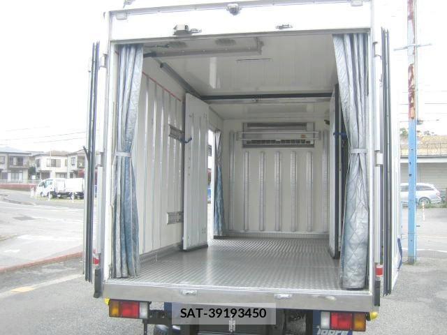 Isuzu ELF TRUCK 2021-02 7020401-14
