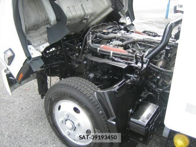 Isuzu ELF TRUCK 2021-02 7020401-20