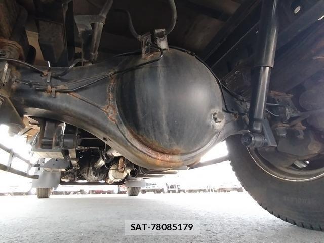 Isuzu ELF TRUCK 2023-02 7020398-11