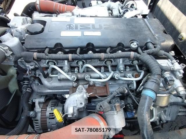 Isuzu ELF TRUCK 2023-02 7020398-14