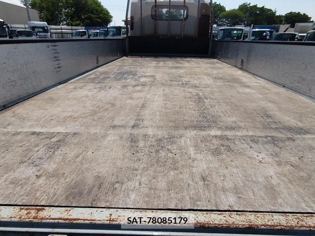 Isuzu ELF TRUCK 2023-02 7020398-3