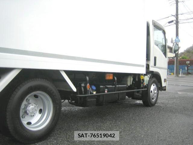 Isuzu ELF TRUCK 2022-01 7020397-17