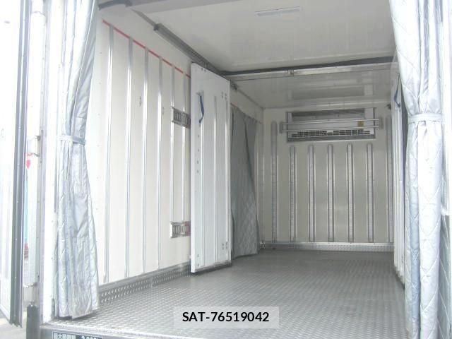 Isuzu ELF TRUCK 2022-01 7020397-5