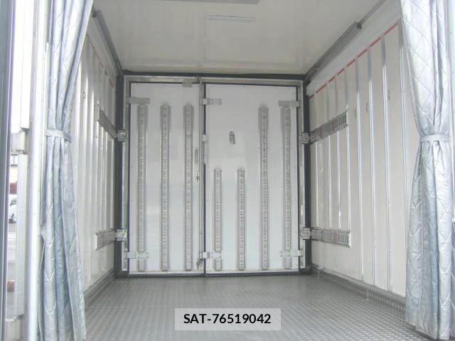 Isuzu ELF TRUCK 2022-01 7020397-8