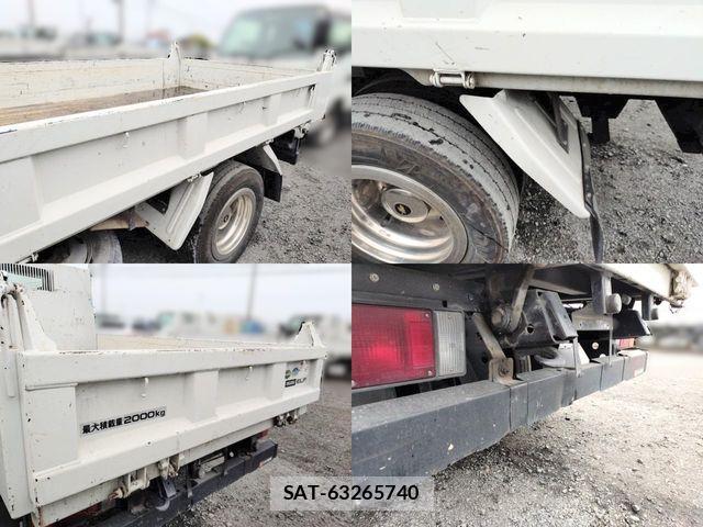 Isuzu ELF TRUCK 2018-03 7020402-15