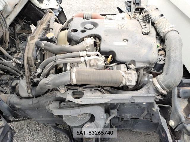 Isuzu ELF TRUCK 2018-03 7020402-18
