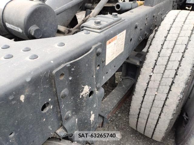 Isuzu ELF TRUCK 2018-03 7020402-23