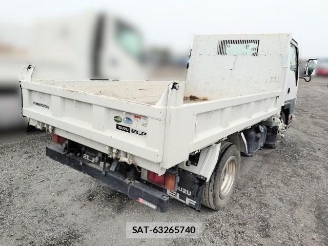 Isuzu ELF TRUCK 2018-03 7020402-3